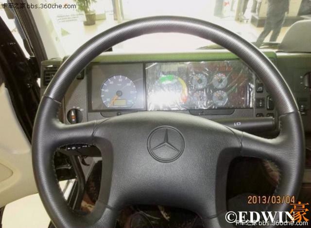 奔驰也有“考斯特”车型?仅有一代的奔驰Medio中巴实拍 - 第13张 - 提加商用车网 奔驰也有“考斯特”车型?仅有一代的奔驰Medio中巴实拍 - 第13张