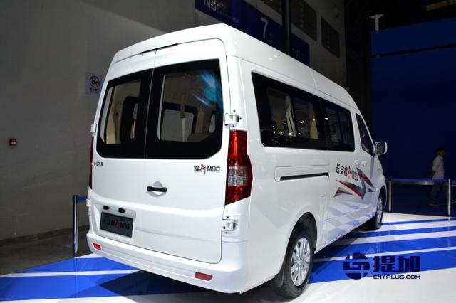 集欧系、日系轻客优势于一体?长安睿行M90实拍 - 第4张 - 提加商用车网 集欧系、日系轻客优势于一体?长安睿行M90实拍 - 第4张