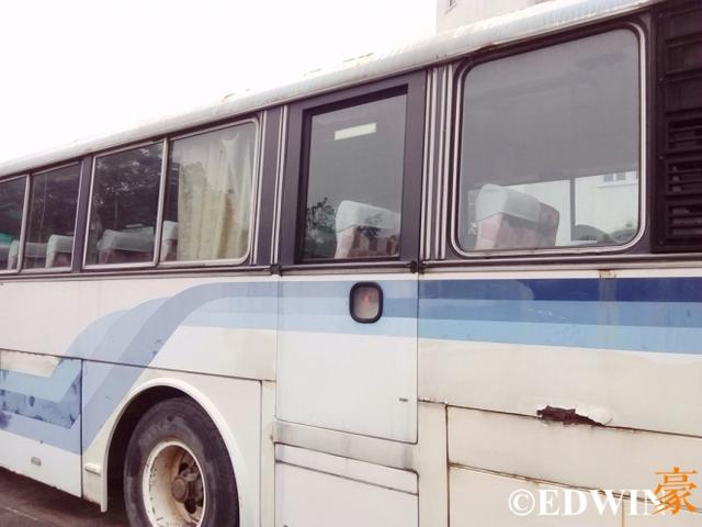80年代红极一时的公务大巴，实拍日产柴U31N - 第11张