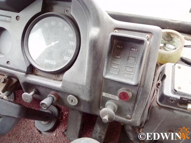 80年代红极一时的公务大巴，实拍日产柴U31N - 第37张