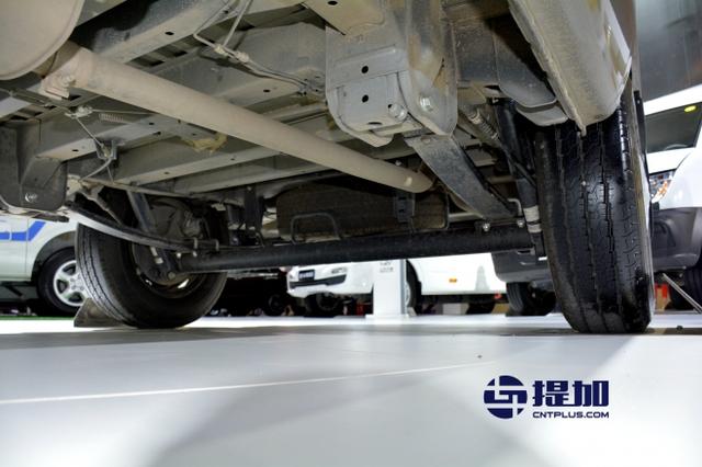 见证黑马的实力 上汽大通V80傲运通物流车静态评测 - 第14张 - 提加商用车网 见证黑马的实力 上汽大通V80傲运通物流车静态评测 - 第14张