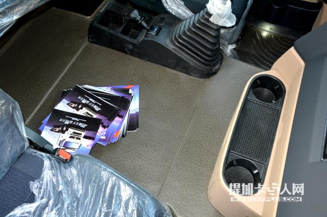 要成为中卡市场的明星车型?重汽T5G载货车底盘图解 - 第5张 - 提加商用车网 要成为中卡市场的明星车型?重汽T5G载货车底盘图解 - 第5张