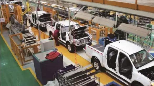 搭载云内2.0发动机  江淮帅铃T6皮卡首辆四驱车型下线