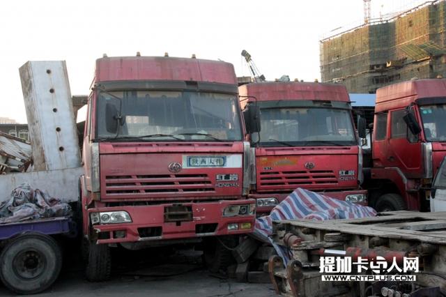 有300万一台的卡车 这家货运公司就是一个中外卡车博物馆
