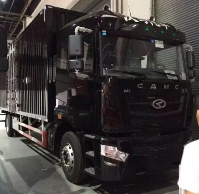 适应新规货箱仍达9.6米 华菱新款大单桥厢货车详解 - 第8张 - 提加商用车网 适应新规货箱仍达9.6米 华菱新款大单桥厢货车详解 - 第8张