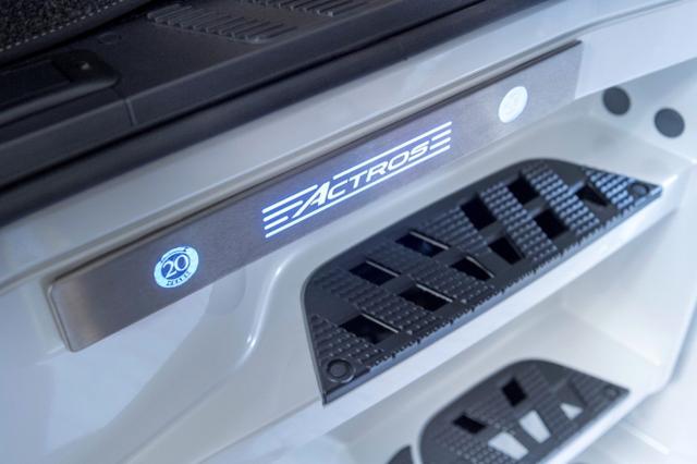 配有健身系统 奔驰Actros 20周年纪念卡车即将亮相 - 第10张 - 提加商用车网 配有健身系统 奔驰Actros 20周年纪念卡车即将亮相 - 第10张