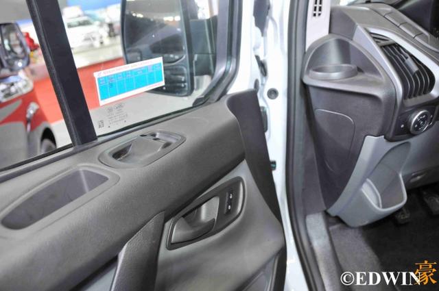 还是国内特供版?福特换代新全顺实拍 - 第19张 - 提加商用车网 还是国内特供版?福特换代新全顺实拍 - 第19张