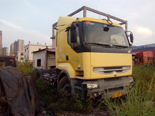 霸龙507的原型车 接近报废的雷诺Premiun重卡实拍 - 第4张 - 提加商用车网 霸龙507的原型车 接近报废的雷诺Premiun重卡实拍 - 第4张