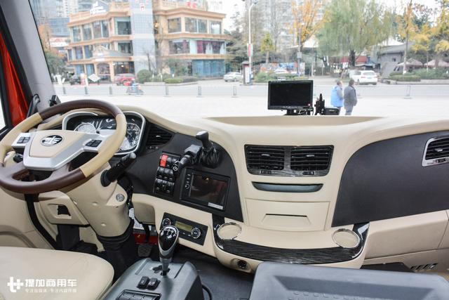 配置超越进口卡车,有AMT变速箱+卫星电视,这样的解放J6喜欢吗? - 第12张 - 提加商用车网 配置超越进口卡车,有AMT变速箱+卫星电视,这样的解放J6喜欢吗? - 第12张