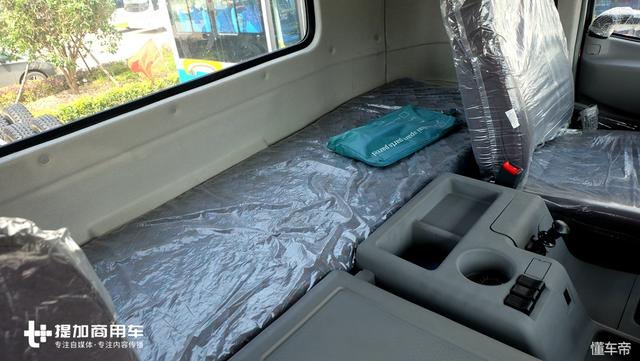 350马力潍柴发动机,这款9米6货箱的前四后八载货车只卖26万多? - 第11张 - 提加商用车网 350马力潍柴发动机,这款9米6货箱的前四后八载货车只卖26万多? - 第11张