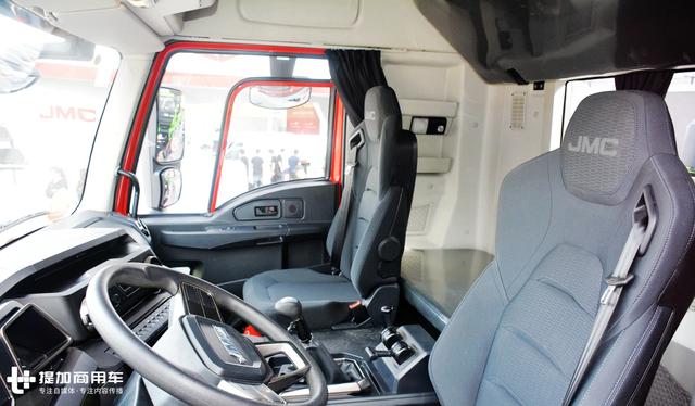 红岩大件车、北奔AMT变速箱重卡领衔,北京车展这些卡车值得一看 - 第2张 - 提加商用车网 红岩大件车、北奔AMT变速箱重卡领衔,北京车展这些卡车值得一看 - 第2张