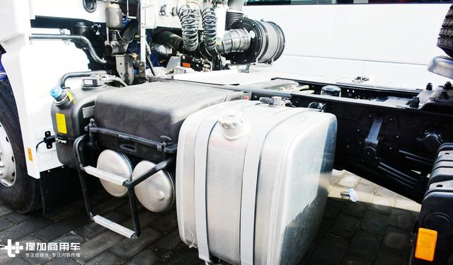 红岩大件车、北奔AMT变速箱重卡领衔，北京车展这些卡车值得一看 - 第19张