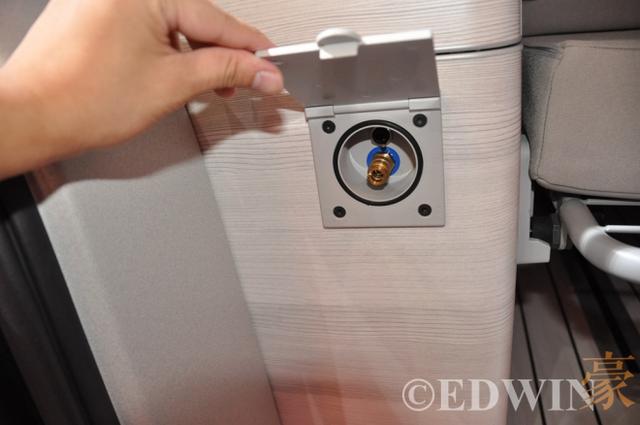 7座车型竟然有房车的豪华配置 大众T6野营车实拍评测 - 第47张 - 提加商用车网 7座车型竟然有房车的豪华配置 大众T6野营车实拍评测 - 第47张