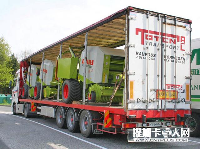 质量轻且装卸货物便利 细品施密茨软篷帘布挂车上装篇