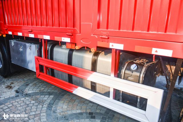 600马力牵引车，自动挡电动自卸车，陕汽重卡年中会车型抢先看