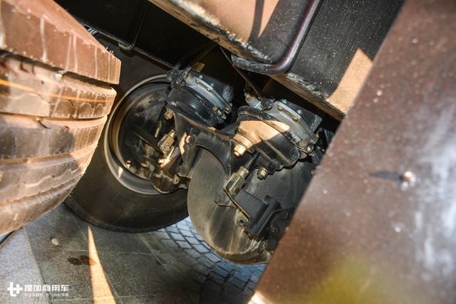 600马力牵引车，自动挡电动自卸车，陕汽重卡年中会车型抢先看