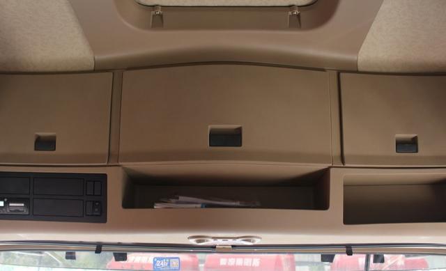 趁假期带女儿出来跑车？开德龙X3000的陕汽重卡忠实用户访谈