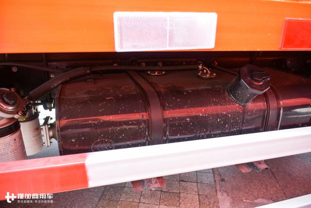 前轴3片板簧,内饰设计数第一?江淮新上市的骏铃V3快递版轻卡详解 - 第25张 - 提加商用车网 前轴3片板簧,内饰设计数第一?江淮新上市的骏铃V3快递版轻卡详解 - 第25张