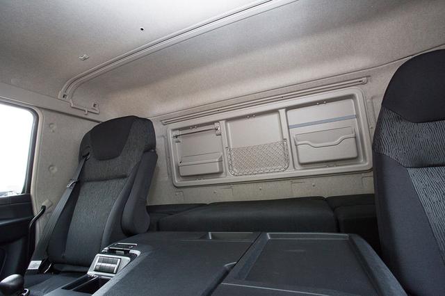 后视镜都有雨刮器，奢华到不敢想象？日本三菱新款重卡详解