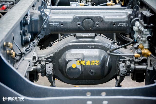 价值几百万，也许是最贵的混凝土泵车底盘，斯堪尼亚5轴卡车实拍 - 第8张