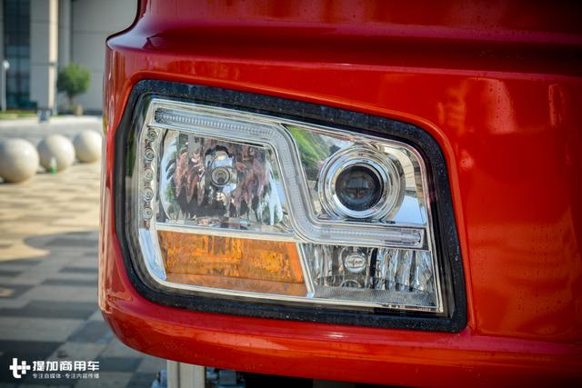 能拉100吨，还可以越野？西康发动机的德龙X3000牵引车详解 - 第4张