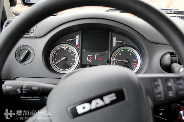 国产自卸车肯定拼不过,Ginaf和MAN自卸车最后一轴能转向 - 第6张 - 提加商用车网 国产自卸车肯定拼不过,Ginaf和MAN自卸车最后一轴能转向 - 第6张