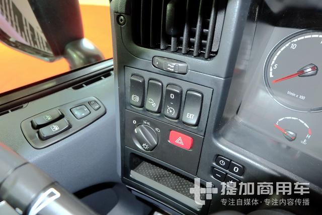 620马力,自动挡,这款前四后八的卡车底盘售价140万起? - 第10张 - 提加商用车网 620马力,自动挡,这款前四后八的卡车底盘售价140万起? - 第10张