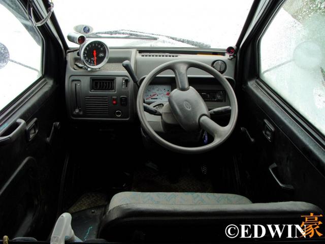 载重仅300斤,但配置豪华还中置后驱,单排单座的货车您见过吗? - 第14张 - 提加商用车网 载重仅300斤,但配置豪华还中置后驱,单排单座的货车您见过吗? - 第14张