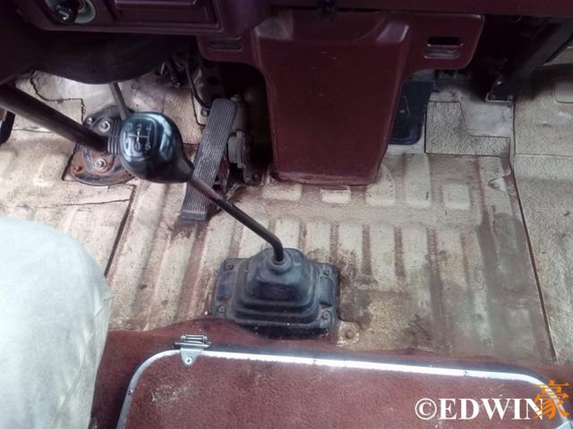 打脸国产模仿者?这台30多年前的丰田考斯特依然技术领先 - 第29张 - 提加商用车网 打脸国产模仿者?这台30多年前的丰田考斯特依然技术领先 - 第29张