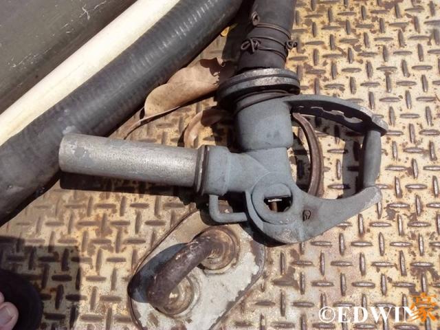 又一台 20多年的日野GN右舵油罐卡车仍在服役 - 第40张 - 提加商用车网 又一台 20多年的日野GN右舵油罐卡车仍在服役 - 第40张