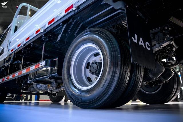 轻卡技术就看江淮? 江淮新款骏铃H轻卡实拍 - 第11张 - 提加商用车网 轻卡技术就看江淮? 江淮新款骏铃H轻卡实拍 - 第11张