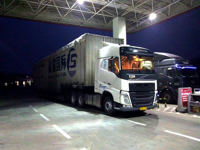 开进口卡车是什么体验?全新沃尔沃FH卡车2000公里体验报告 - 第19张 - 提加商用车网 开进口卡车是什么体验?全新沃尔沃FH卡车2000公里体验报告 - 第19张