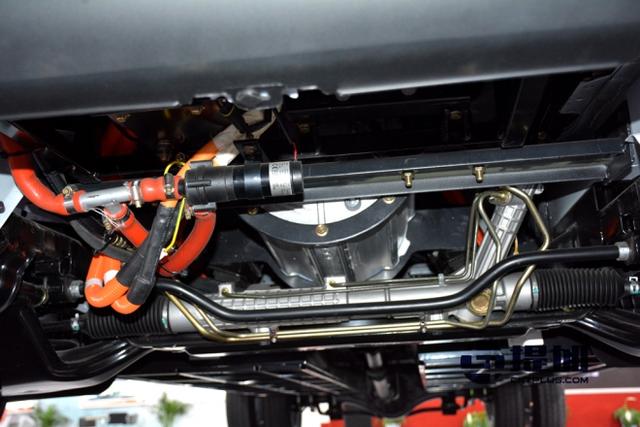 向依维柯、江铃全顺宣战？安凯全新欧系大VAN车型图解 - 第6张