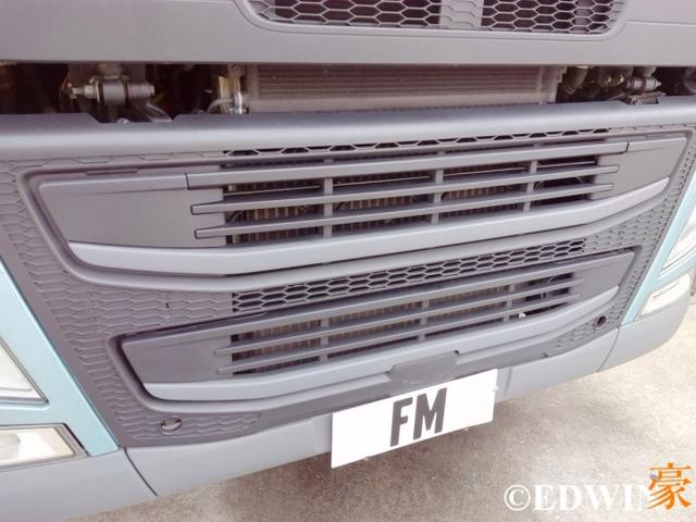 进口卡车界的网红  沃尔沃FM500马力牵引车实拍 - 第3张