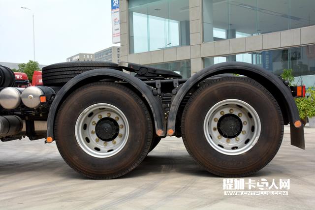 为新生代司机打造？德龙X3000黄金版大马力牵引车图解 - 第24张