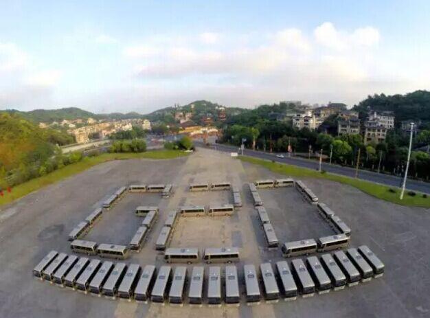 售价70万左右  宇通T7中巴商务车豪华版实拍 - 第2张 - 提加商用车网 售价70万左右  宇通T7中巴商务车豪华版实拍 - 第2张