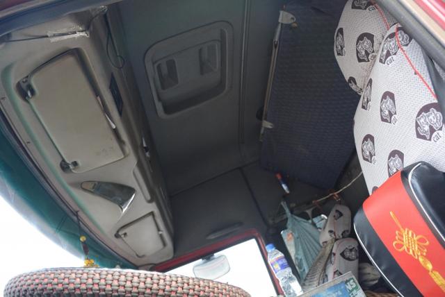 运营5年的车辆会怎样?老款解放J5载货车实拍 - 第6张 - 提加商用车网 运营5年的车辆会怎样?老款解放J5载货车实拍 - 第6张