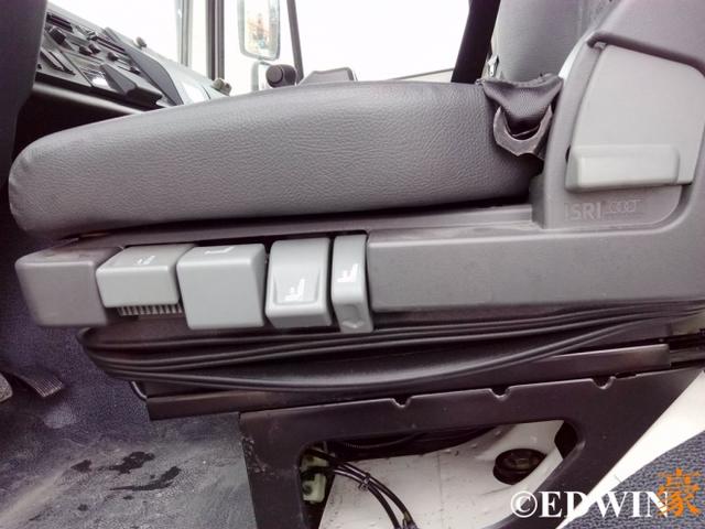 硬派拖拉机?奔驰乌尼莫克U4000越野卡车深度解析 - 第27张 - 提加商用车网 硬派拖拉机?奔驰乌尼莫克U4000越野卡车深度解析 - 第27张