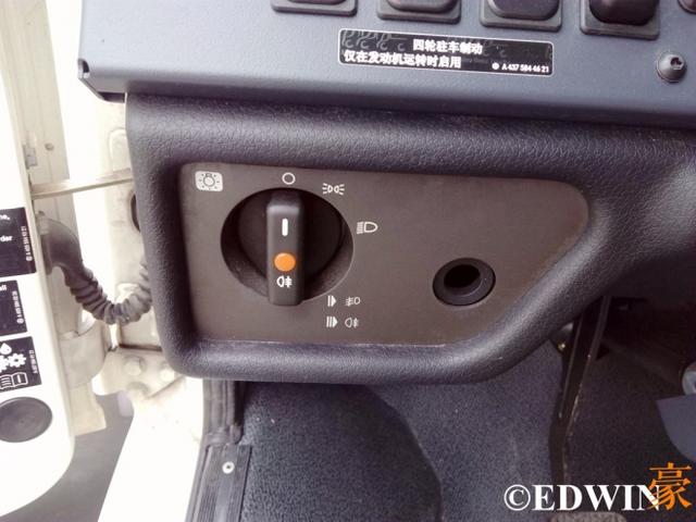 硬派拖拉机?奔驰乌尼莫克U4000越野卡车深度解析 - 第30张 - 提加商用车网 硬派拖拉机?奔驰乌尼莫克U4000越野卡车深度解析 - 第30张