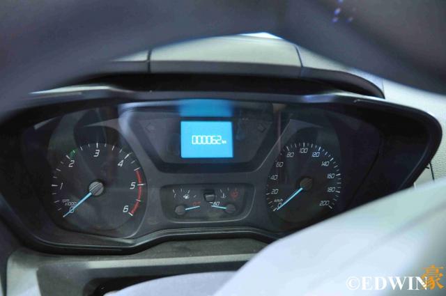 还是国内特供版?福特换代新全顺实拍 - 第23张 - 提加商用车网 还是国内特供版?福特换代新全顺实拍 - 第23张