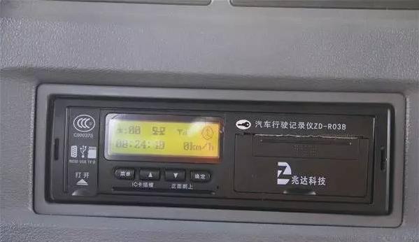 发动机制动+爆胎应急装置 上汽红岩重卡安全配置解析 - 第4张 - 提加商用车网 发动机制动+爆胎应急装置 上汽红岩重卡安全配置解析 - 第4张