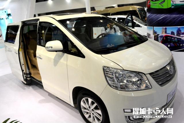 董明珠看中的新能源汽车？银隆纯电动7座MPV实拍 - 第2张