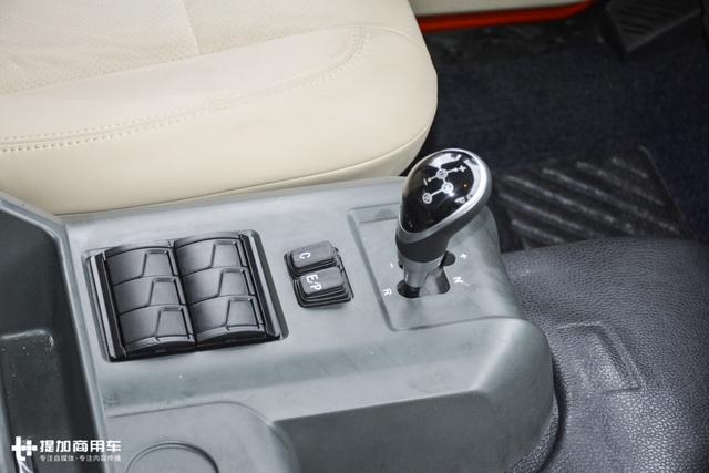 配置超越进口卡车,有AMT变速箱+卫星电视,这样的解放J6喜欢吗? - 第3张 - 提加商用车网 配置超越进口卡车,有AMT变速箱+卫星电视,这样的解放J6喜欢吗? - 第3张