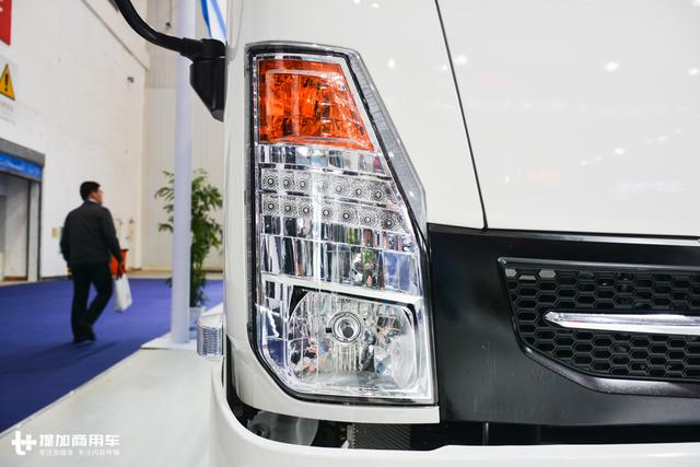 30万的售价只有7万块的做工?考虑用纯电动轻卡拉货的先看这里 - 第18张 - 提加商用车网 30万的售价只有7万块的做工?考虑用纯电动轻卡拉货的先看这里 - 第18张