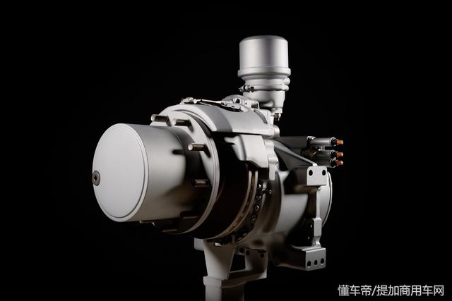 国产电动卡车弯道超车成功？奔驰路试电动重卡续航只有200公里 - 第14张