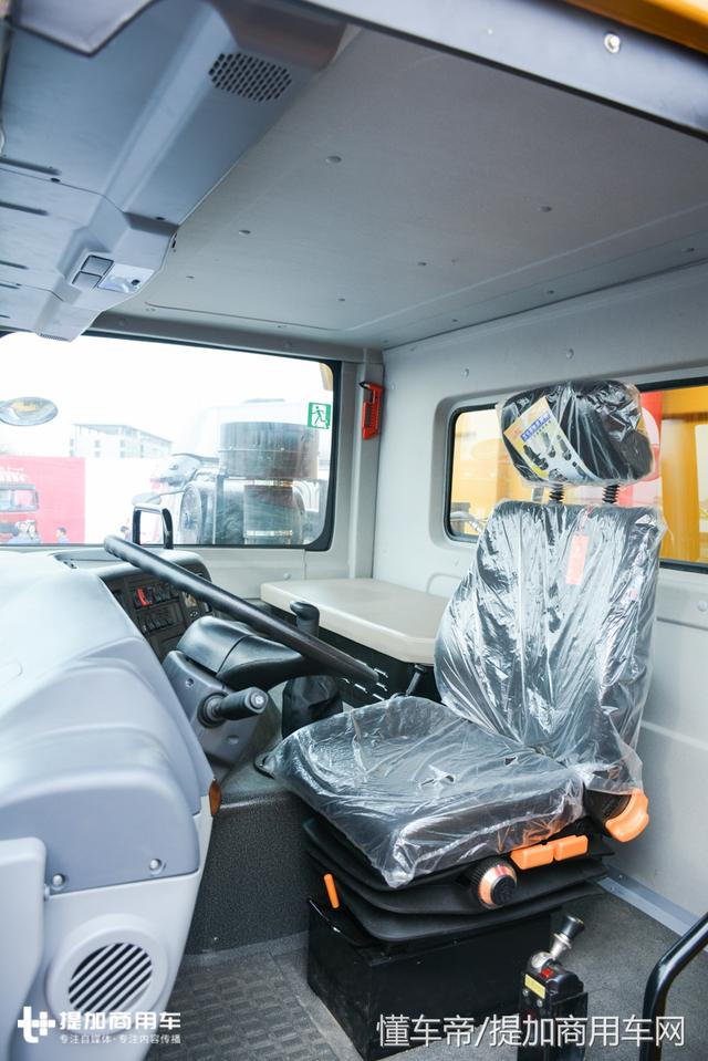 开在路上大卡车都怕它?带您见识下自重30吨的陕汽自卸车巨无霸 - 第8张 - 提加商用车网 开在路上大卡车都怕它?带您见识下自重30吨的陕汽自卸车巨无霸 - 第8张