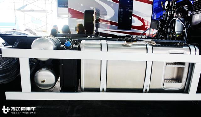 红岩大件车、北奔AMT变速箱重卡领衔,北京车展这些卡车值得一看 - 第13张 - 提加商用车网 红岩大件车、北奔AMT变速箱重卡领衔,北京车展这些卡车值得一看 - 第13张