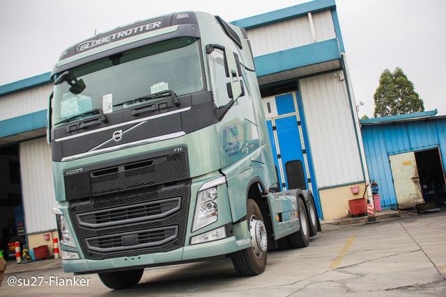 6x4和4X2自由切换，国内首辆沃尔沃最新黑科技卡车详解 - 第7张