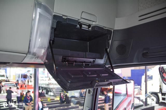 诚意呢？40多万的庆铃新款巨咖重卡，车钥匙还不如面包车的 - 第24张