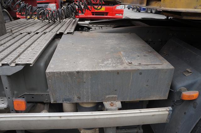 40万买了汕德卡,还花大价钱改装,这位货运车主真任性! - 第3张 - 提加商用车网 40万买了汕德卡,还花大价钱改装,这位货运车主真任性! - 第3张